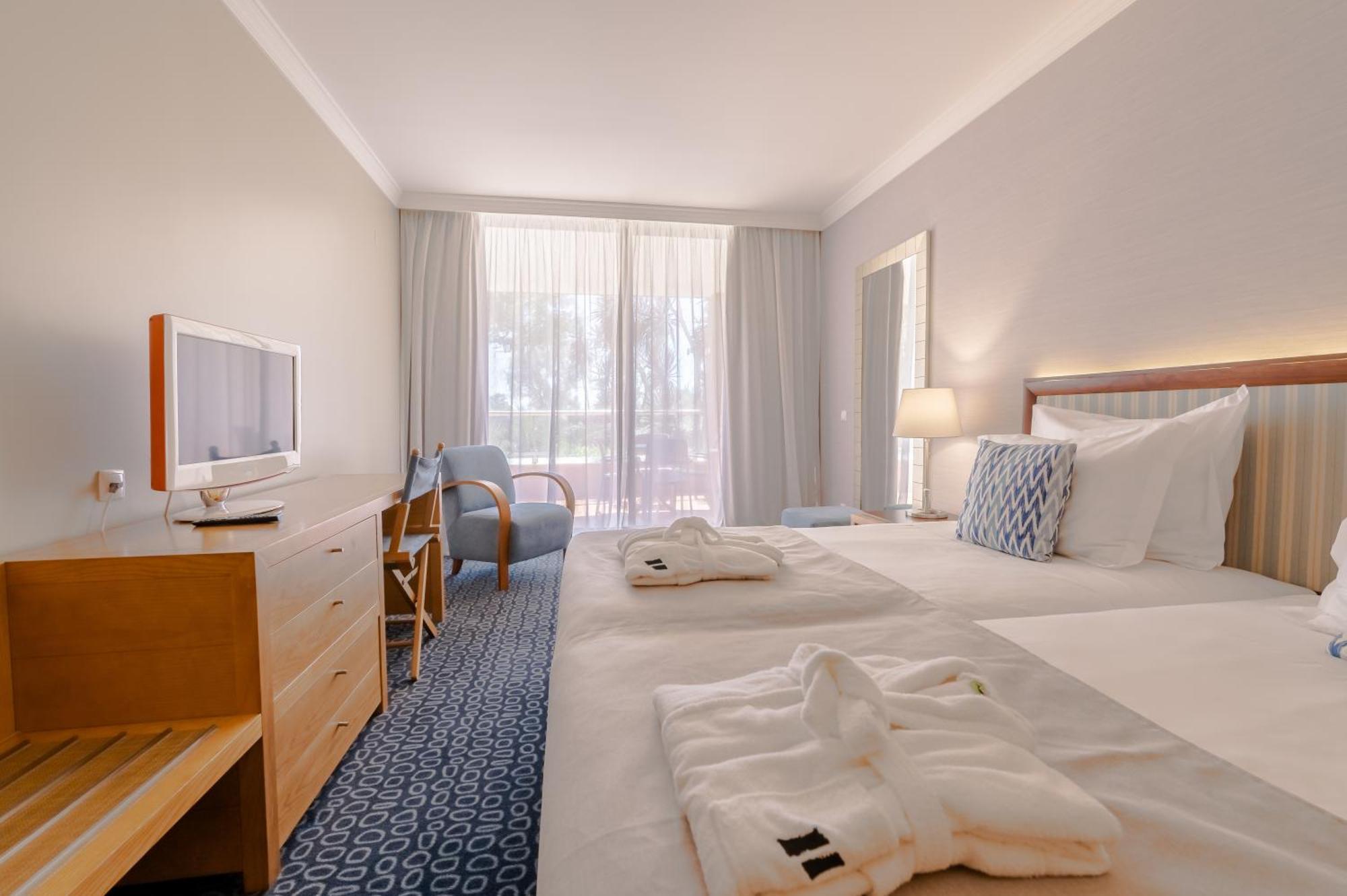 Pestana Alvor Park Suites Hotel Buitenkant foto